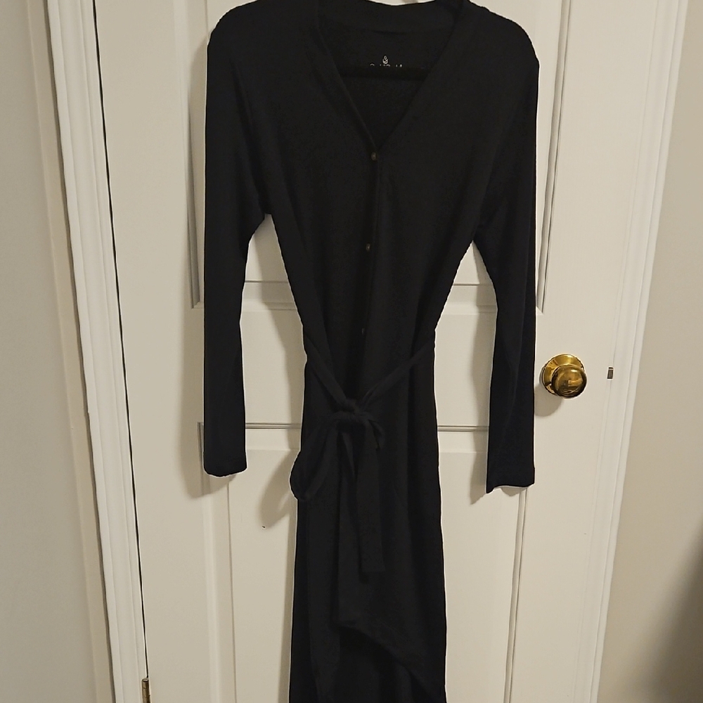 💖  $5 Add To Bundle Cuddl Duds Black Long Sleeve Wrap Dress💖